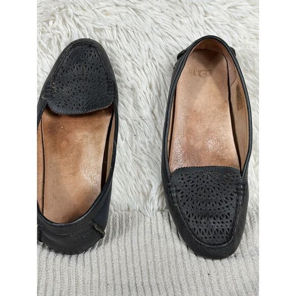 UGG Clair Perforated Leather Slip-on Loafers Driving Shoes Size 7 Black - Picture 1 of 8